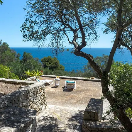 Sulvia - Alloggi Vista Mare Con Giardino Privato Holiday home