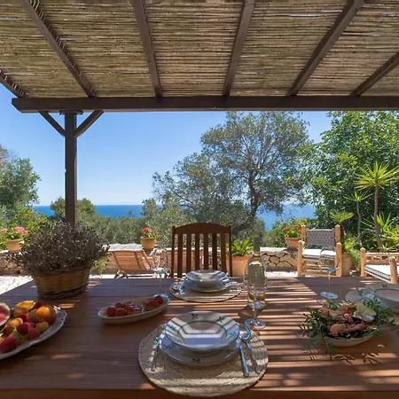 Sulvia - Alloggi Vista Mare Con Giardino Privato Holiday home *