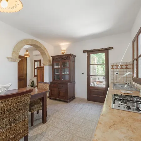 Sulvia - Alloggi Vista Mare Con Giardino Privato *